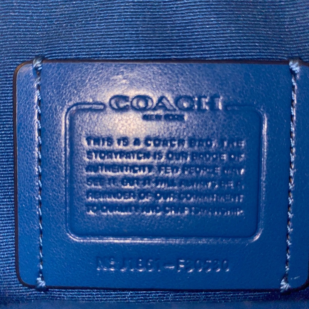 Coach small back pack - Picture 11 of 12